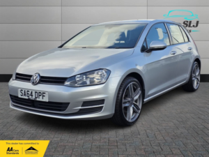 2014 Volkswagen Golf 1.4 Tsi Bluemotion Tech Se in Silver — image 6