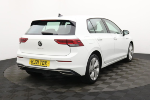 2021 Volkswagen Golf 1.5 Tsi Style Hatchback 5dr Petrol Manual Euro 6 (s/s) (130 Ps) in White — image 5