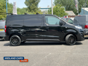 2023 Vauxhall Vivaro 1.5 Vivaro Prime 1.5d 100 M6 S/s L1h1 2900 Panel Van in Black — image 4