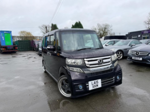 2026 Honda N-Box Custom in Purple — image 2