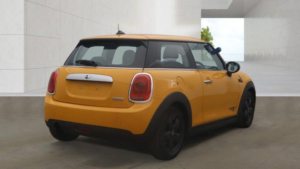 2015 MINI Hatch 1.5 Cooper Euro 6 (s/s) 3dr in Orange — image 4