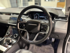 2022 Land Rover Range Rover Velar 3.0 D300 Mhev R-Dynamic Hse Auto 4WD Euro 6 (s/s) 5dr in Silver — image 2