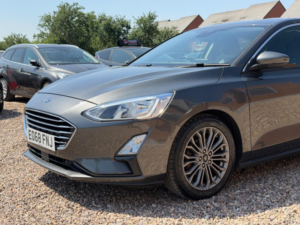 2018 Ford Focus 1.0t Ecoboost Titanium X Euro 6 (s/s) 5dr in Grey — image 4