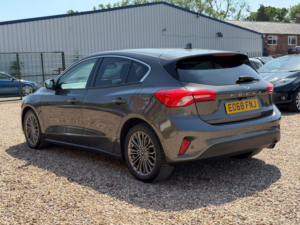 2018 Ford Focus 1.0t Ecoboost Titanium X Euro 6 (s/s) 5dr in Grey — image 5