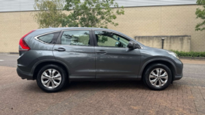 2013 Honda Cr-V 2.0 I-Vtec S in Grey — image 2