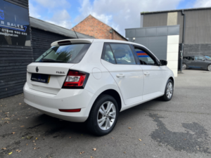 2018 Skoda Fabia 1.0 Se in White — image 3