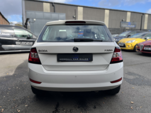 2018 Skoda Fabia 1.0 Se in White — image 4