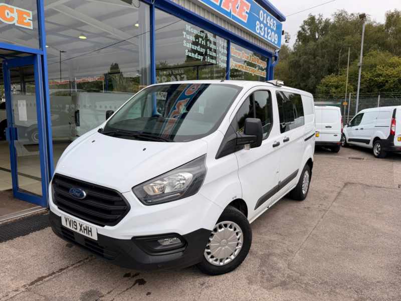 2019 Ford Transit Custom 2.0 320 Ecoblue Crew Van Double Cab 5dr Diesel Manual L1 H1 Euro 6 105 Ps in White — image 1