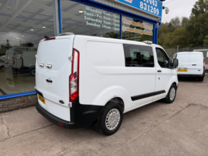 2019 Ford Transit Custom 2.0 320 Ecoblue Crew Van Double Cab 5dr Diesel Manual L1 H1 Euro 6 105 Ps in White — image 6