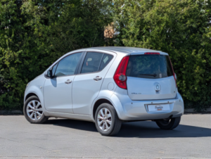 2014 Vauxhall Agila 2014 1 Year Mot 4 Brand New Tyres Recent Service in Silver — image 5