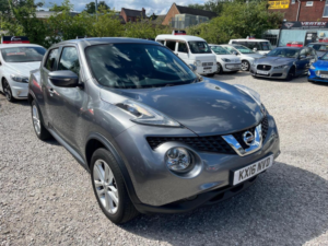 2016 Nissan Juke 1.2 Dig-T N-Connecta Euro 6 (s/s) 5dr in Grey — image 4