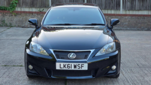 2011 Lexus Is 2.5 250 V6 Advance Auto Euro 5 4dr in Black — image 3