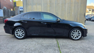 2011 Lexus Is 2.5 250 V6 Advance Auto Euro 5 4dr in Black — image 5
