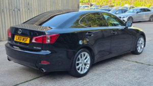 2011 Lexus Is 2.5 250 V6 Advance Auto Euro 5 4dr in Black — image 6