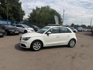 2014 Audi A1 1.6 Tdi Se Sportback Euro 5 (s/s) 5dr in White — image 3