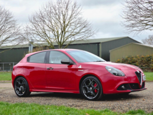2016 Alfa Romeo Giulietta 1750 Tbi Veloce Tct Euro 6 5dr in Red — image 2