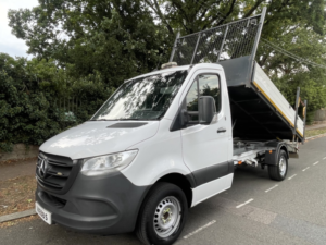 2021 Mercedes-Benz Sprinter 2.1 316 Cdi Progressive Tipper Automatic in White — image 3