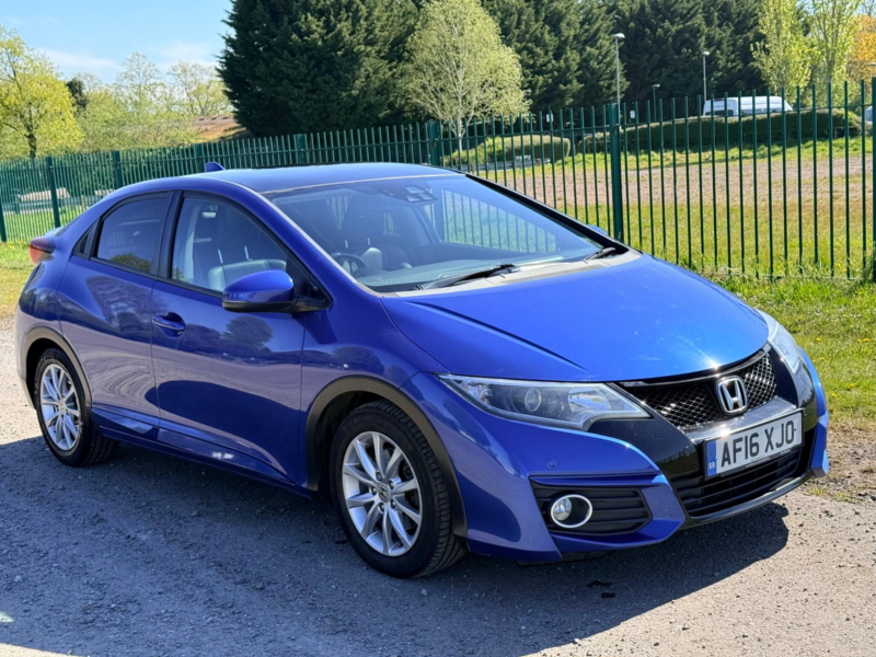 2016 Honda Civic 1.6 I-Dtec Sr Euro 6 (s/s) 5dr in Blue — image 1