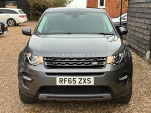 2015 Land Rover Discovery Sport 2.0 Td4 Se Tech Auto 4WD Euro 6 (s/s) 5dr in Grey — image 2