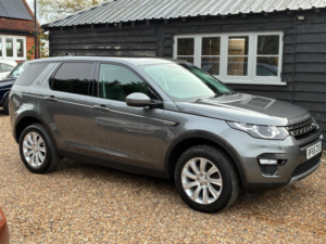 2015 Land Rover Discovery Sport 2.0 Td4 Se Tech Auto 4WD Euro 6 (s/s) 5dr in Grey — image 5