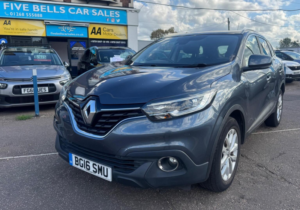 2016 Renault Kadjar 1.2 Tce Dynamique Nav Euro 6 (s/s) 5dr in Grey — image 2