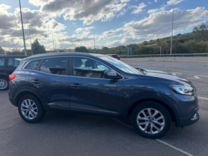 2016 Renault Kadjar 1.2 Tce Dynamique Nav Euro 6 (s/s) 5dr in Grey — image 6
