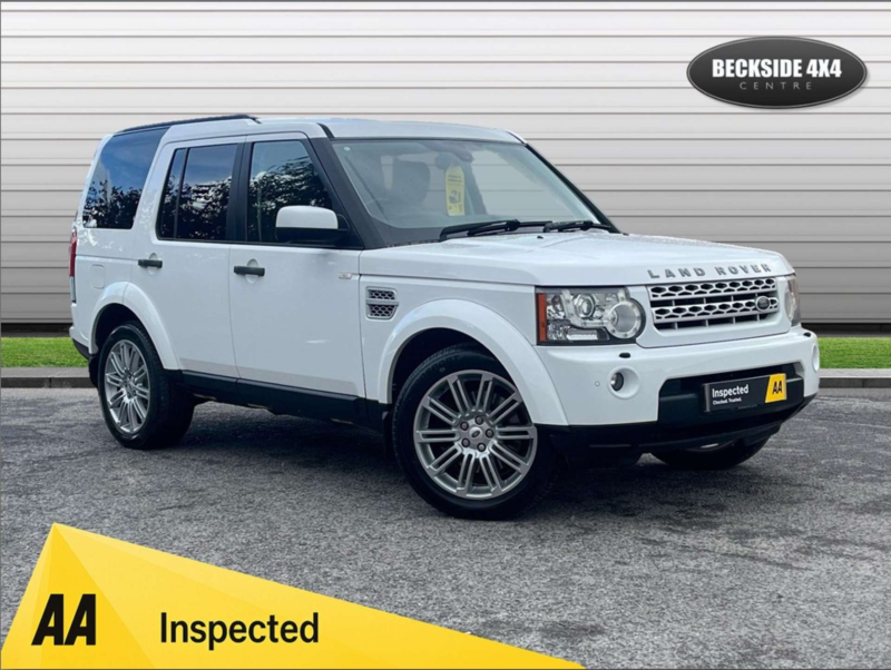 2013 Land Rover Discovery 3.0 Discovery Hse Sdv6 Auto 4WD 5dr in White — image 1