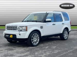 2013 Land Rover Discovery 3.0 Discovery Hse Sdv6 Auto 4WD 5dr in White — image 5