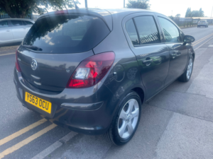 2013 Vauxhall Corsa 1.2 16v Sxi Hatchback 5dr Petrol Manual Euro 5 (a/c) (85 Ps) in Grey — image 4