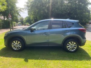 2015 Mazda Cx-5 2.2 Skyactiv-D Se-L Lux Nav in Blue — image 4