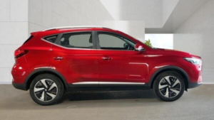 2022 MG MG Zs 72.6kwh Trophy Long Range Auto 5dr in Red — image 4