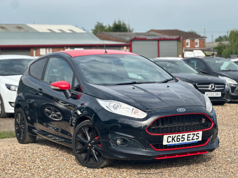 2015 Ford Fiesta 1.0t Ecoboost Zetec S Euro 6 (s/s) 3dr in Black — image 1