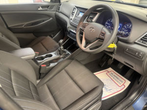 2016 Hyundai Tucson 1.7 Crdi Blue Drive S SUV 5dr Diesel Manual Euro 6 (s/s) (116 Ps) in Blue — image 5