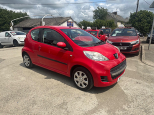2011 Peugeot 107 1.0 12v Urban in Red — image 4