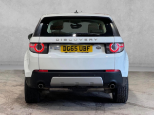 2016 Land Rover Discovery Sport 2.0 Td4 Hse 4WD Euro 6 (s/s) 5dr (5 Seat) in White — image 5