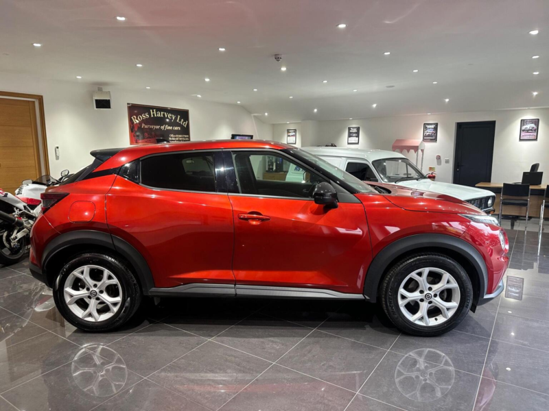 2020 Nissan Juke 1.0 Dig-T N-Connecta Euro 6 (s/s) 5dr in Red — image 1