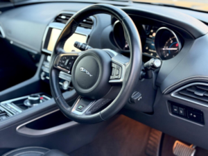 2019 Jaguar F-Pace 2.0 D180 R-Sport Auto AWD Euro 6 (s/s) 5dr in Black — image 2