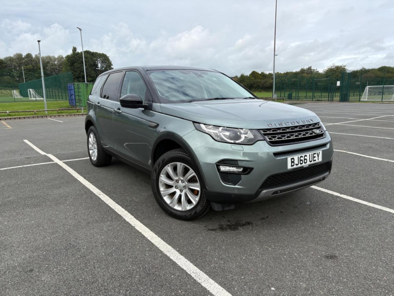 2016 Land Rover Discovery Sport 2.0 Td4 Se Tech 4WD Euro 6 (s/s) 5dr in Grey — image 1