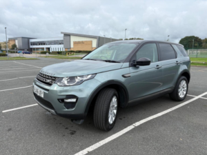 2016 Land Rover Discovery Sport 2.0 Td4 Se Tech 4WD Euro 6 (s/s) 5dr in Grey — image 3