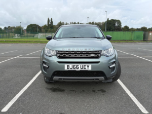 2016 Land Rover Discovery Sport 2.0 Td4 Se Tech 4WD Euro 6 (s/s) 5dr in Grey — image 5