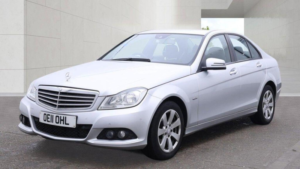 2011 Mercedes-Benz C Class 2.1 C220 Cdi Blueefficiency Se Euro 5 (s/s) 4dr in Silver — image 3