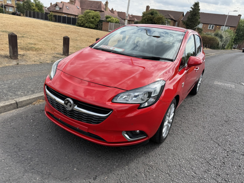 2015 Vauxhall Corsa 1.4 I Se in Red — image 1