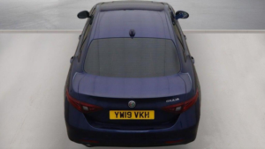 2019 Alfa Romeo Giulia 2.2 Td Super Auto Euro 6 (s/s) 4dr in Blue — image 4