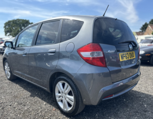 2013 Honda Jazz 1.4 I-Vtec Es Plus in Grey — image 6