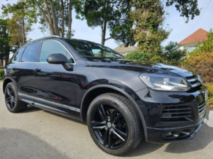 2011 Volkswagen Touareg 3.0 Tdi V6 Bluemotion Tech Altitude in Black — image 2