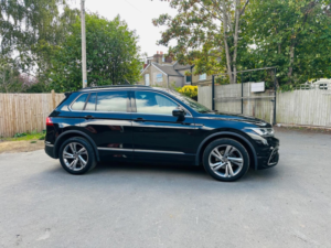 2023 Volkswagen Tiguan 1.5 Tsi R-Line Edition DSG Euro 6 (s/s) 5dr in Black — image 3