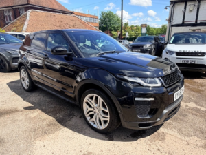 2015 Land Rover Range Rover Evoque Td4 Hse Dynamic Lux in Black — image 4