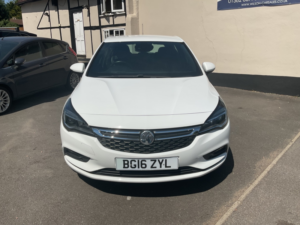 2016 Vauxhall Astra 1.4 I Sri in White — image 3