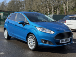 2013 Ford Fiesta 1.5 Tdci Titanium Hatchback 5dr Diesel Manual Euro 5 (75 Ps) in Blue — image 3