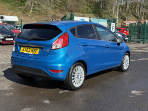 2013 Ford Fiesta 1.5 Tdci Titanium Hatchback 5dr Diesel Manual Euro 5 (75 Ps) in Blue — image 6